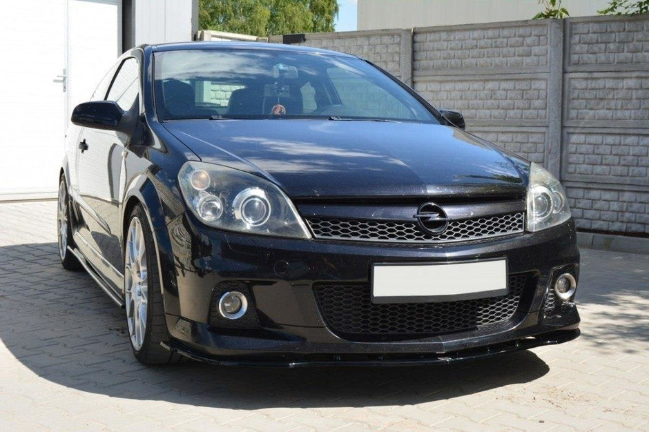 Frontläpp för Opel Astra H (FOR OPC / VXR)