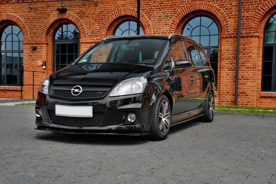 Frontläpp för Opel Zafira B OPC / VXR