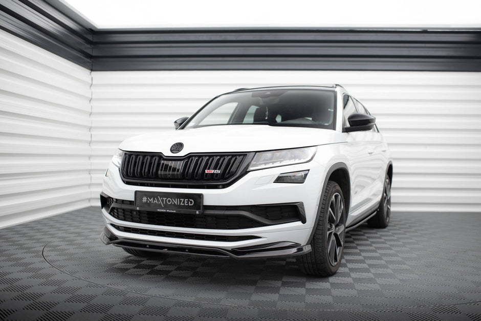 Frontläpp för Skoda Kodiaq Mk1 Sportline/RS