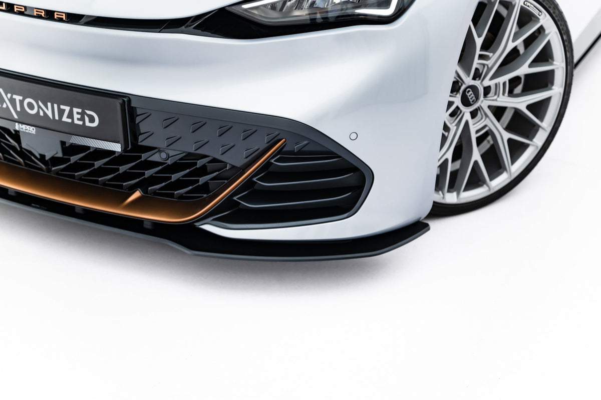 Street Pro Frontläpp för Cupra Born Mk1