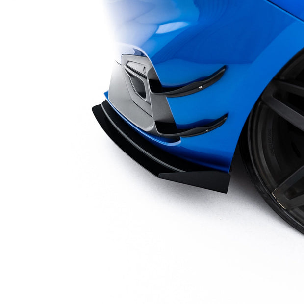 Street Pro Frontläpp + Flaps för Ford Focus ST / ST-Line Mk4