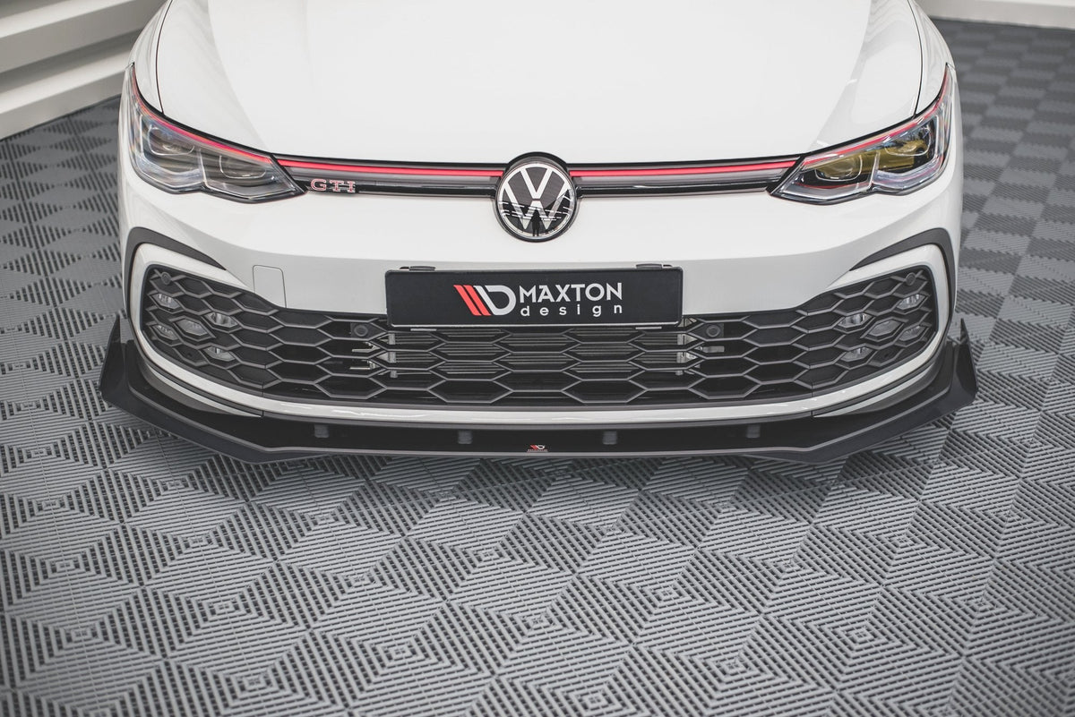 Street Pro Frontläpp + Flaps för Volkswagen Golf GTI / GTE / GTD / R-Line Mk8