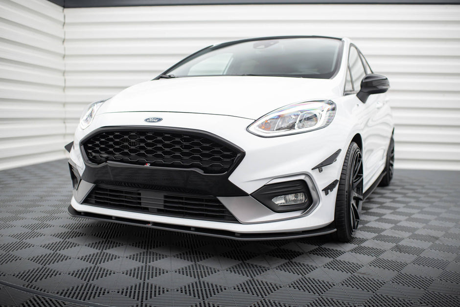 Street Pro Frontläpp för Ford Fiesta Mk8 ST / ST-Line