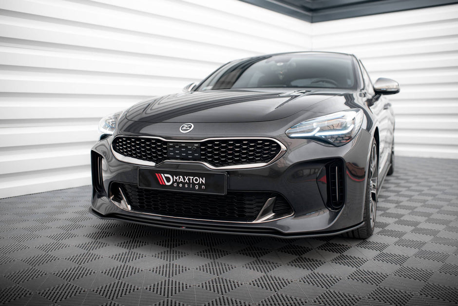 Street Pro Frontläpp för Kia Stinger GT / GT-Line / Standard Mk1
