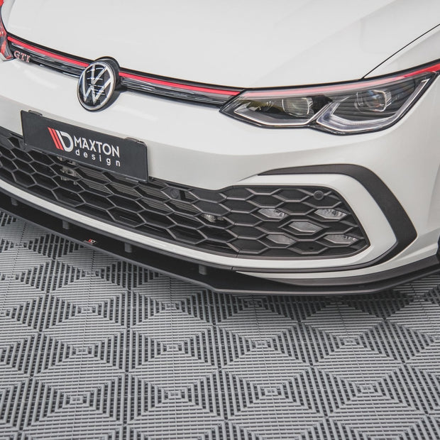 Street Pro Frontläpp för Volkswagen Golf GTI / GTE / GTD / R-Line Mk8