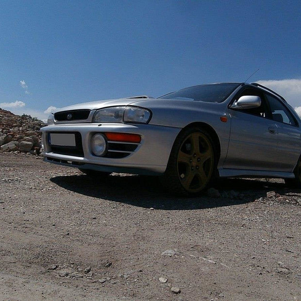 Frontläpp för Subaru Impreza GT