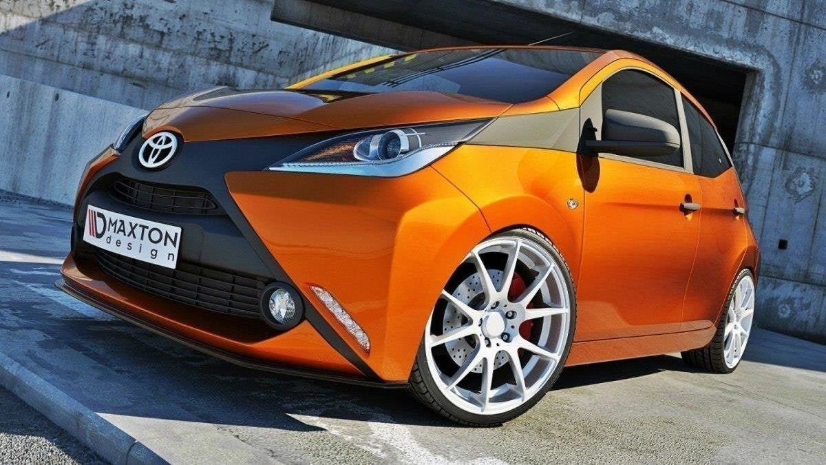 Frontläpp för Toyota AYGO Mk2