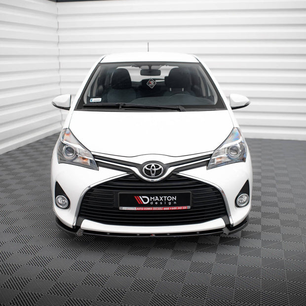 Frontläpp för Toyota Yaris Mk3 Facelift