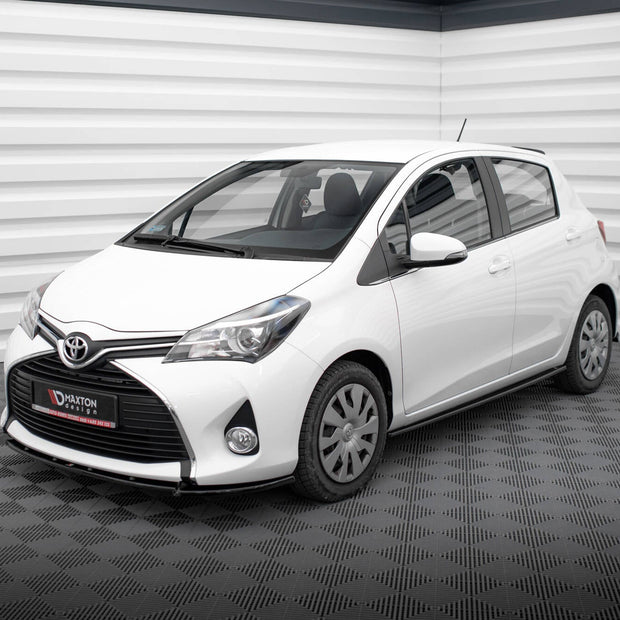 Frontläpp för Toyota Yaris Mk3 Facelift