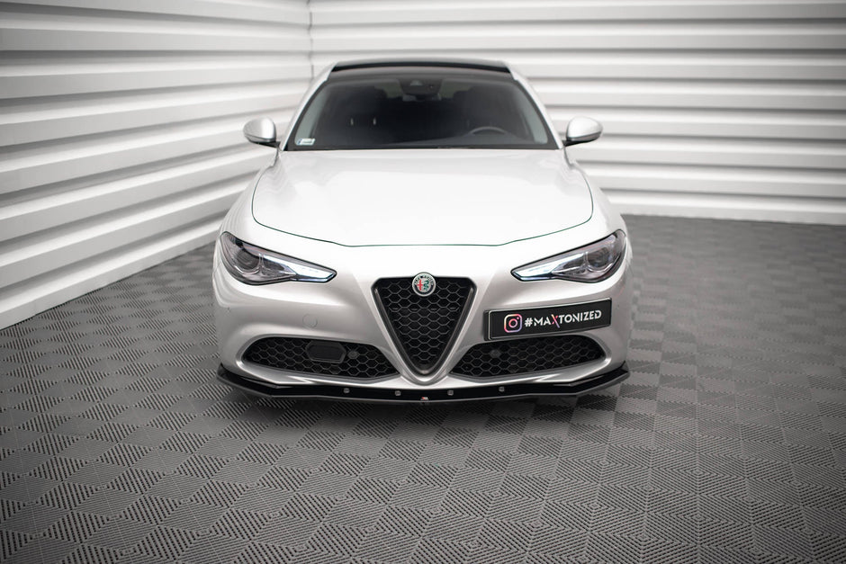 Frontläpp V.1 för Alfa Romeo Giulia Sport
