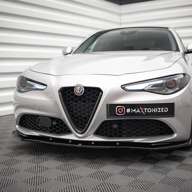 Frontläpp V.1 för Alfa Romeo Giulia Sport