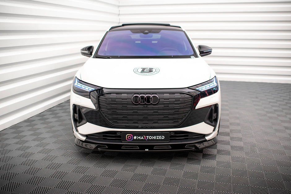 Frontläpp V.1 för Audi Q4 e-tron Sportback S-line Mk1