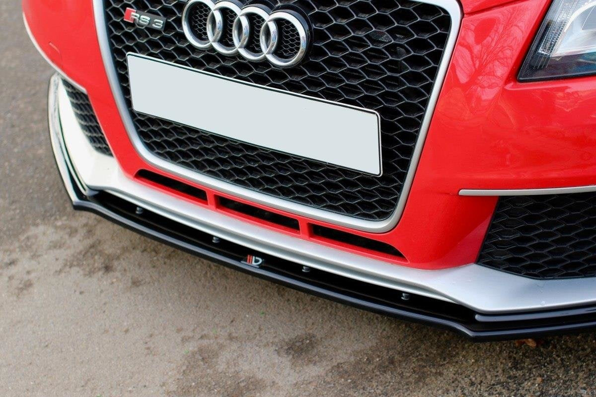 Frontläpp V.1 för Audi RS3 8P