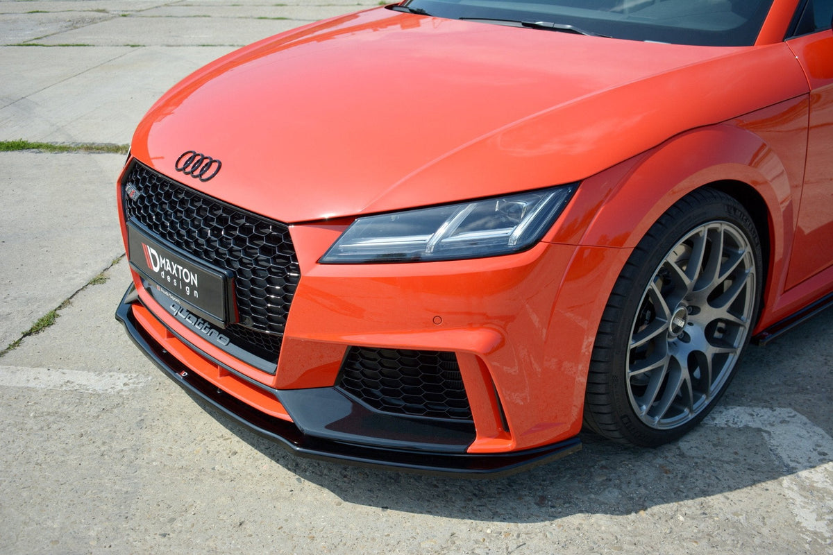 Frontläpp V.1 för Audi TT RS 8S