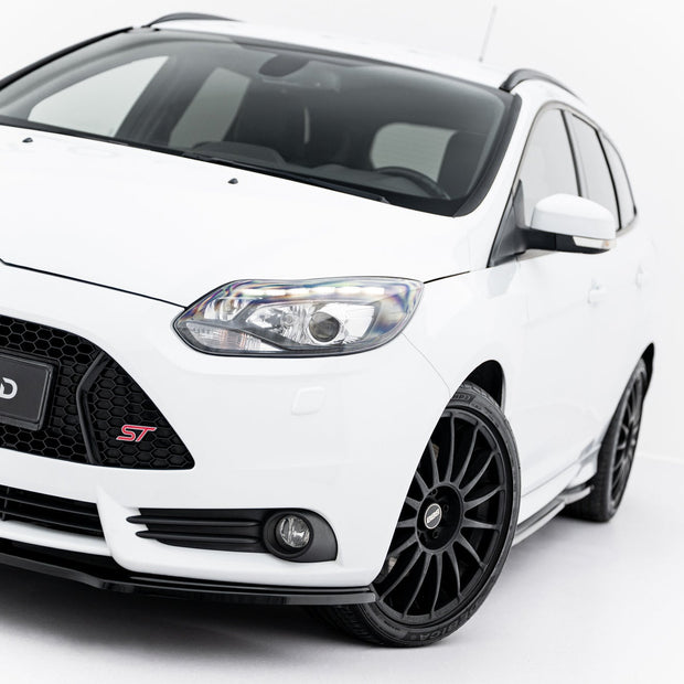 Frontläpp V.1 för Ford Focus ST Mk3