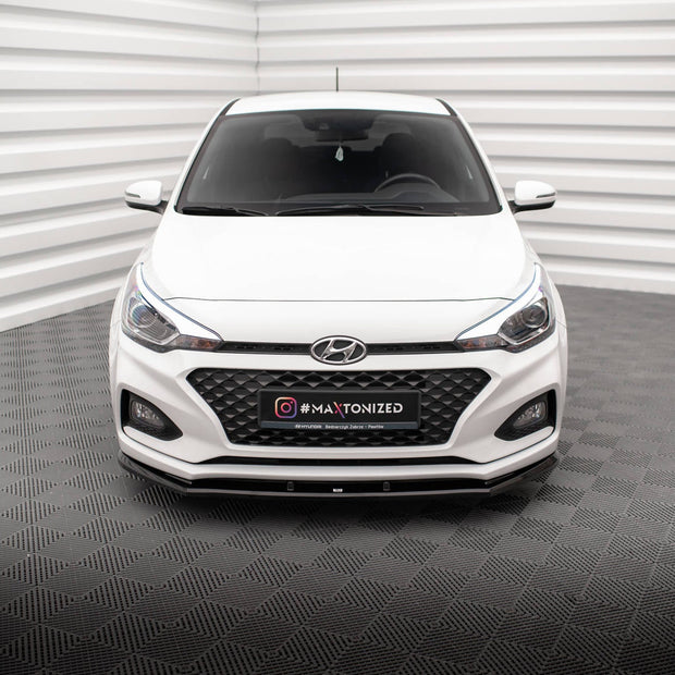Frontläpp V.1 för Hyundai I20 Mk2 Facelift