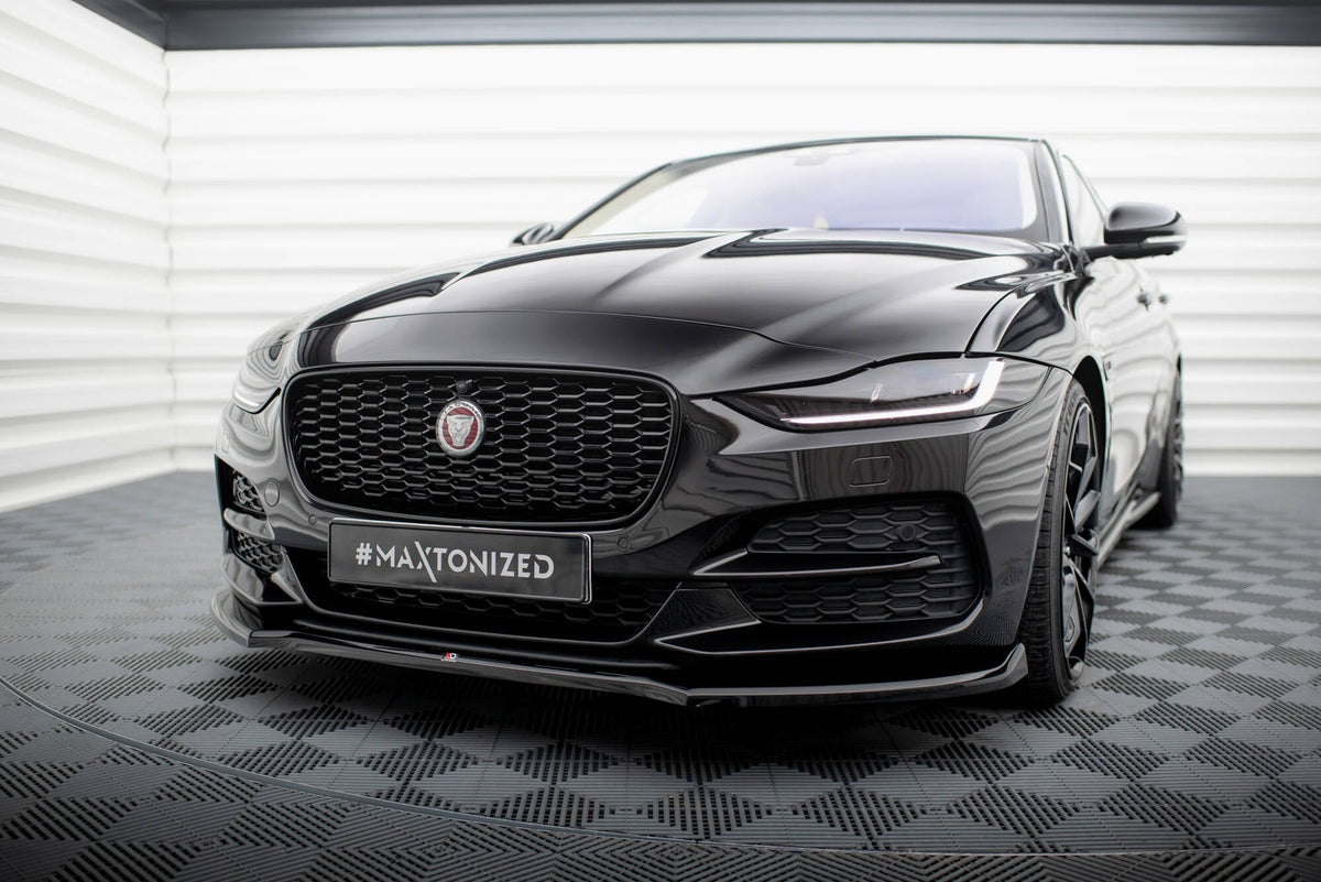 Frontläpp V.1 för Jaguar XE X760 Facelift