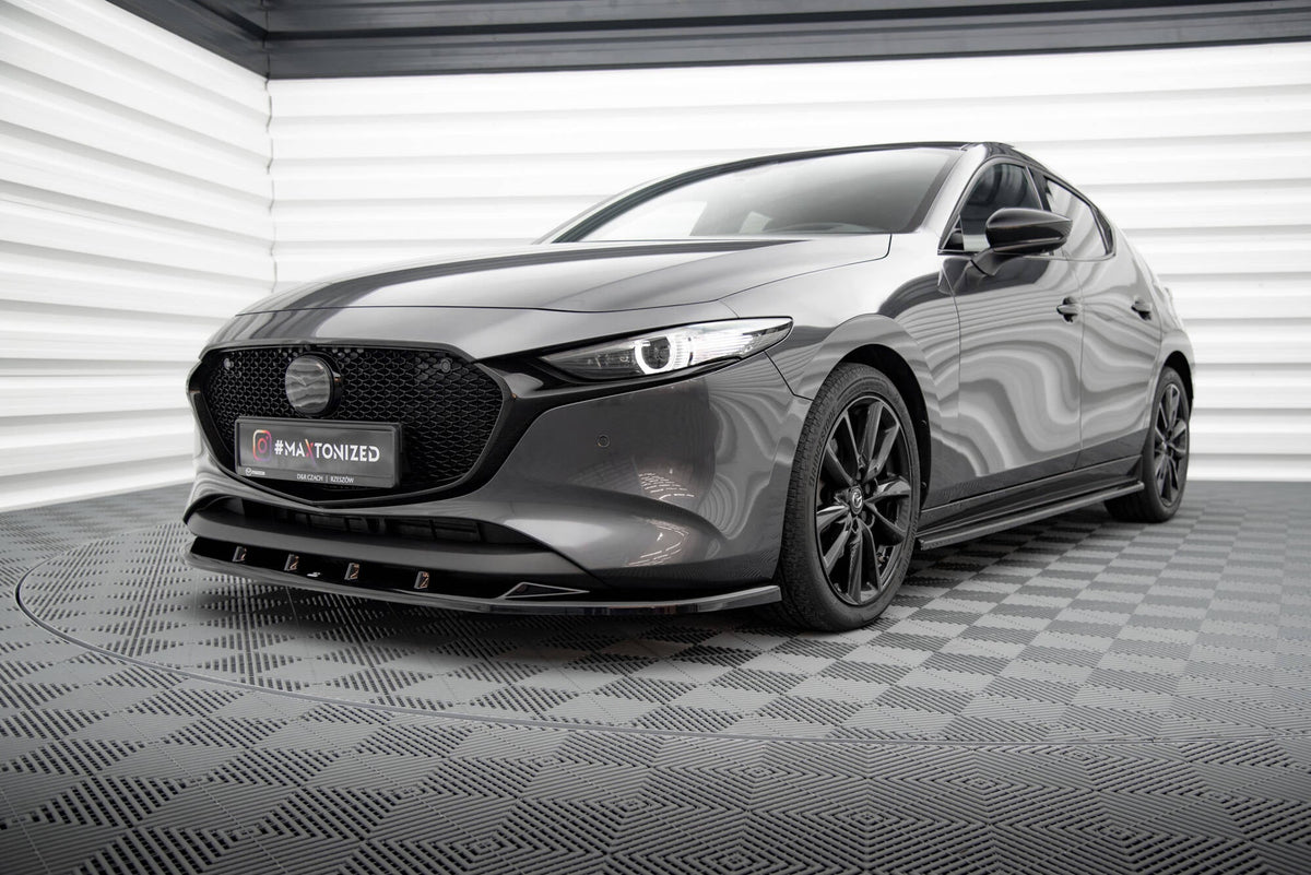 Frontläpp V.1 för Mazda 3 Mk4