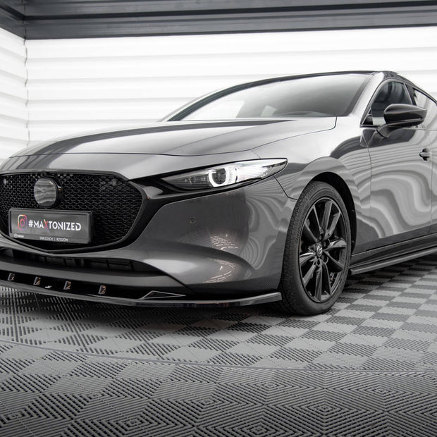 Frontläpp V.1 för Mazda 3 Mk4