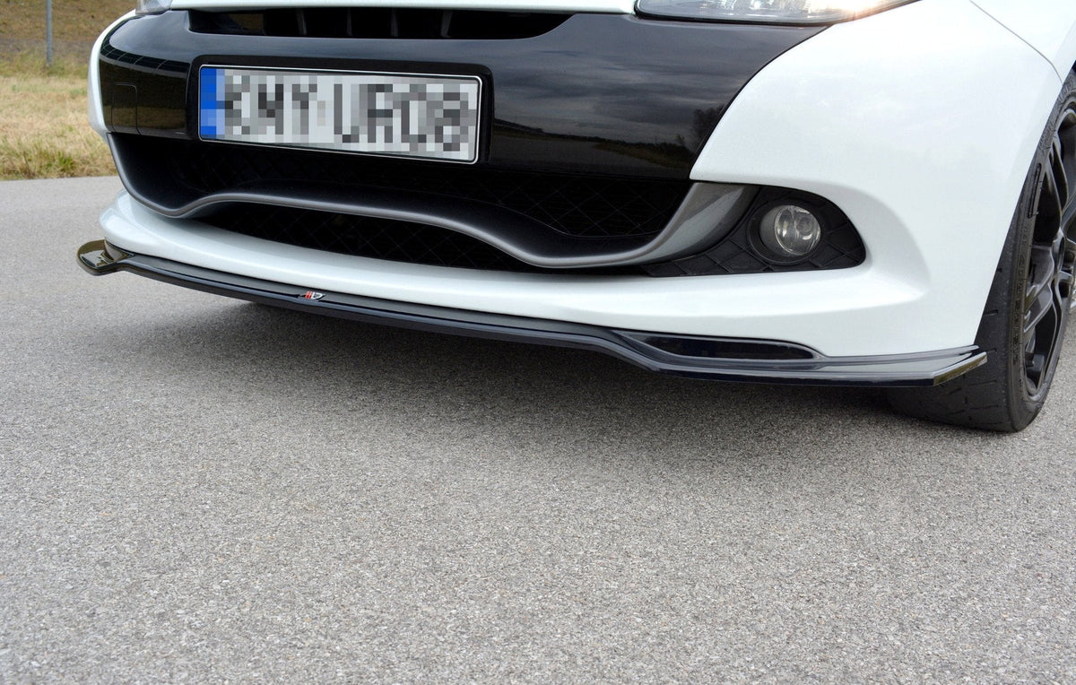 Frontläpp V.1 för Renault Clio Mk3 RS Facelift