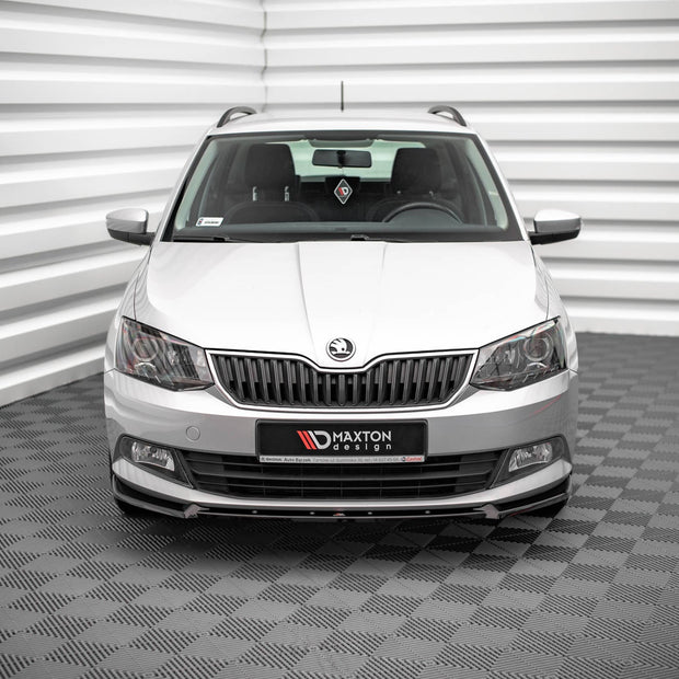 Frontläpp V.1 för Skoda Fabia Mk3