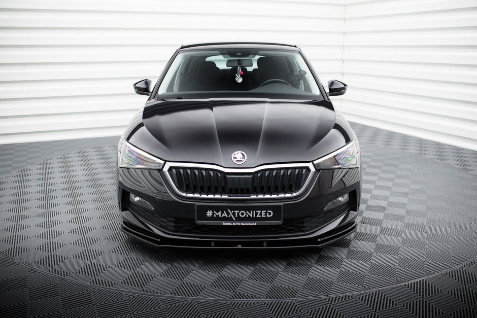 Frontläpp V.1 för Skoda Scala