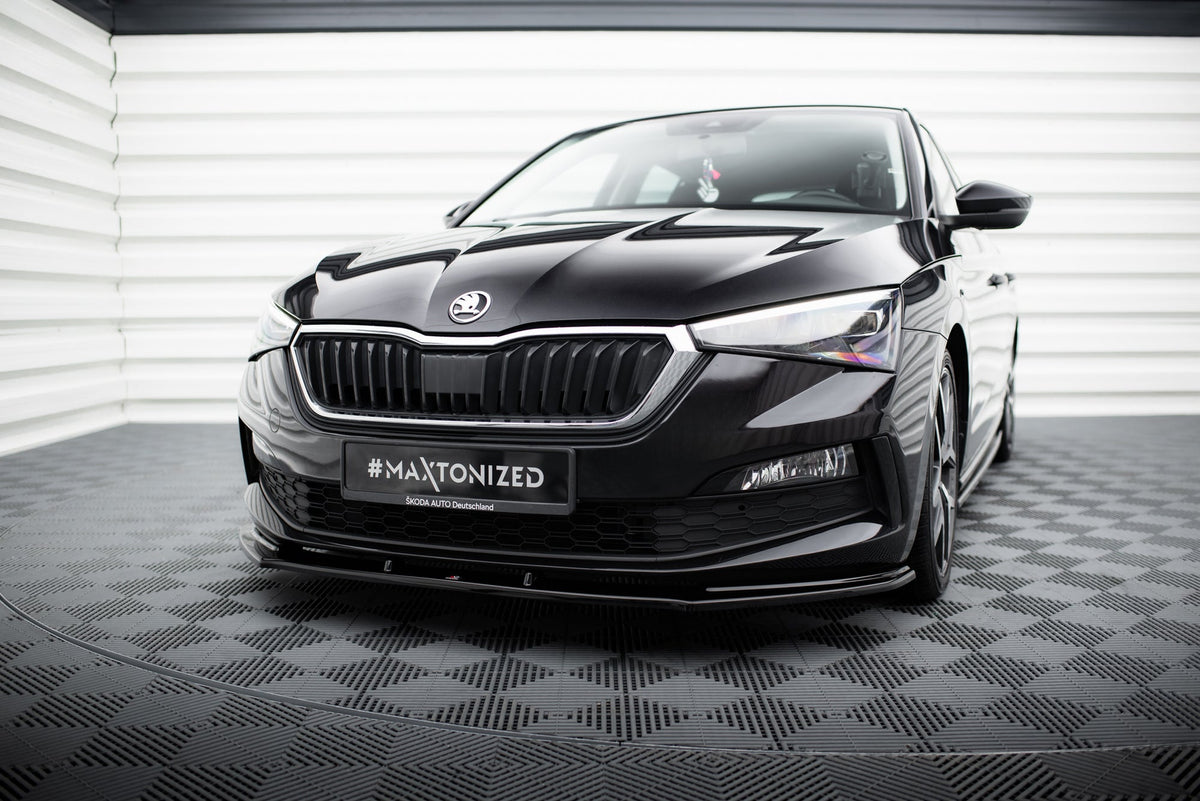 Frontläpp V.1 för Skoda Scala