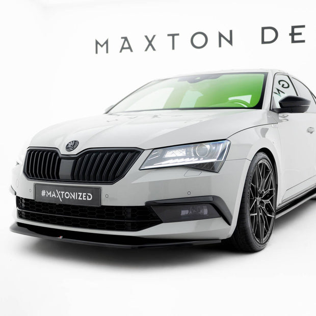 Frontläpp V.1 för Skoda Superb Liftback / Combi Mk3