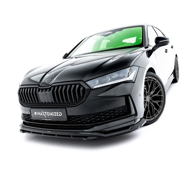 Frontläpp V.1 för Skoda Superb Sportline Mk4