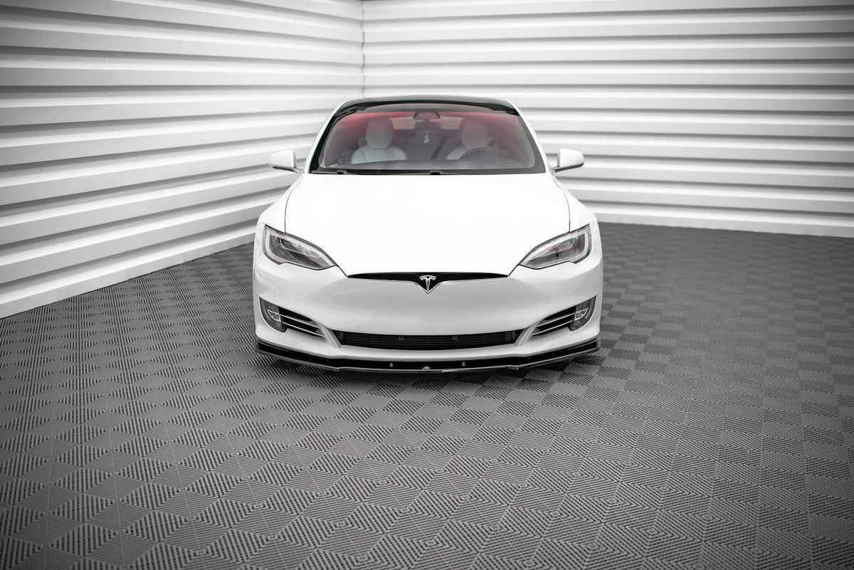 Frontläpp V.1 för Tesla Model S Facelift
