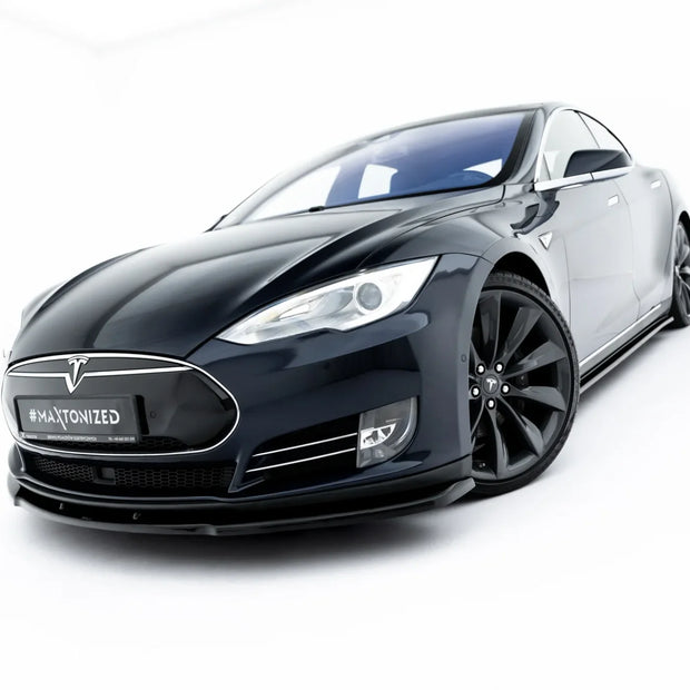 Frontläpp V.1 för Tesla Model S Mk1