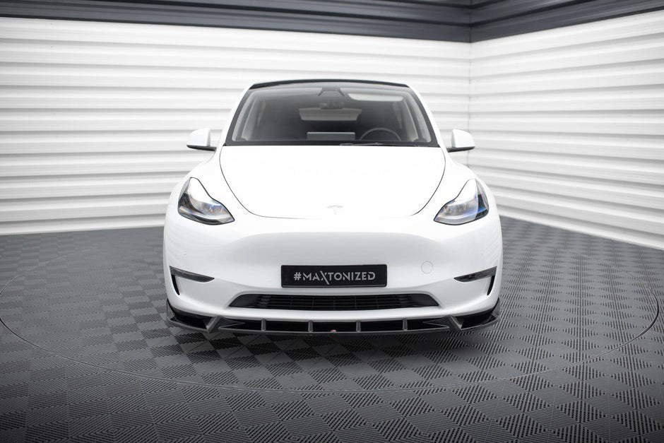 Frontläpp V.1 för Tesla Model Y