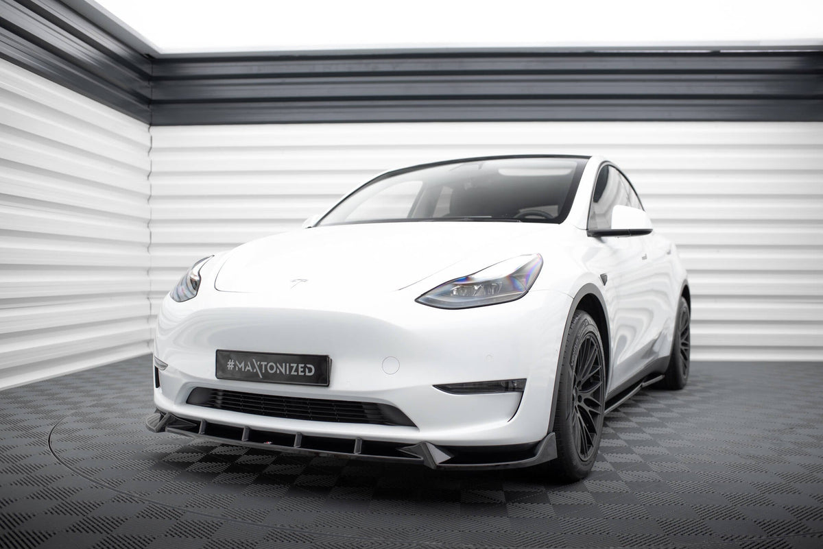 Frontläpp V.1 för Tesla Model Y