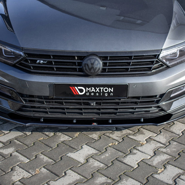 Frontläpp V.1 för Volkswagen Passat R-Line B8
