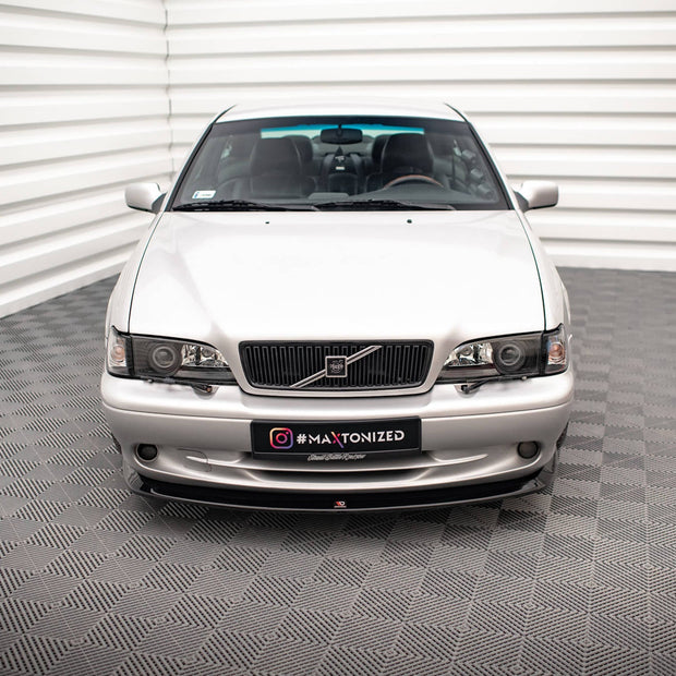 Frontläpp V.1 för Volvo C70 Mk1