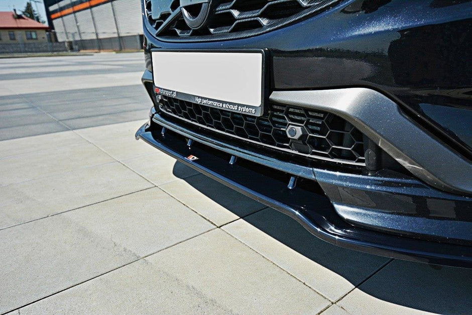Frontläpp V.1 för Volvo V60 Polestar Facelift