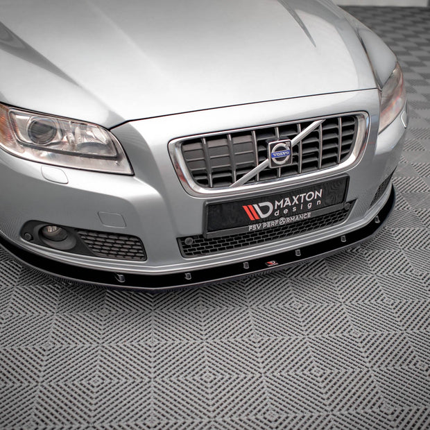 Frontläpp V.1 för Volvo V70 Mk3