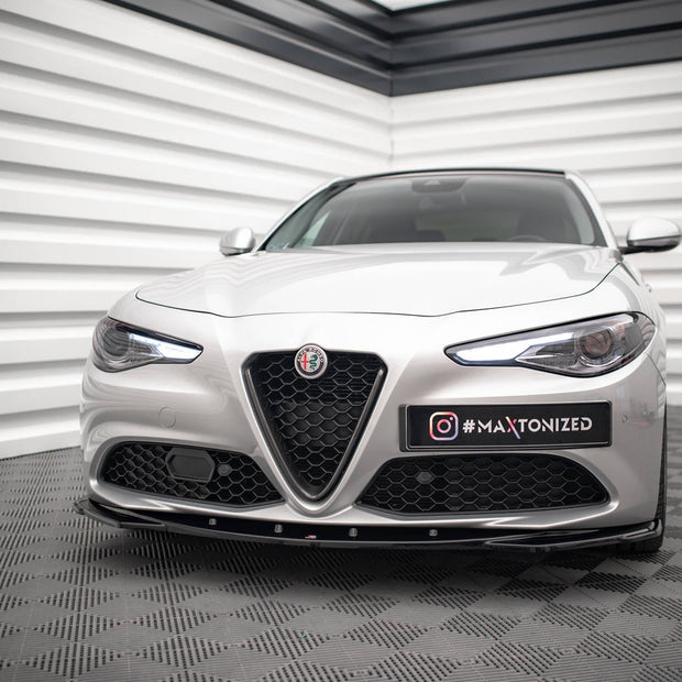 Frontläpp V.2 för Alfa Romeo Giulia Sport