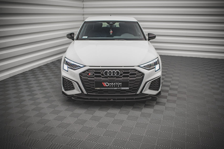 Frontläpp V.2 för Audi S3 / A3 S-Line 8Y
