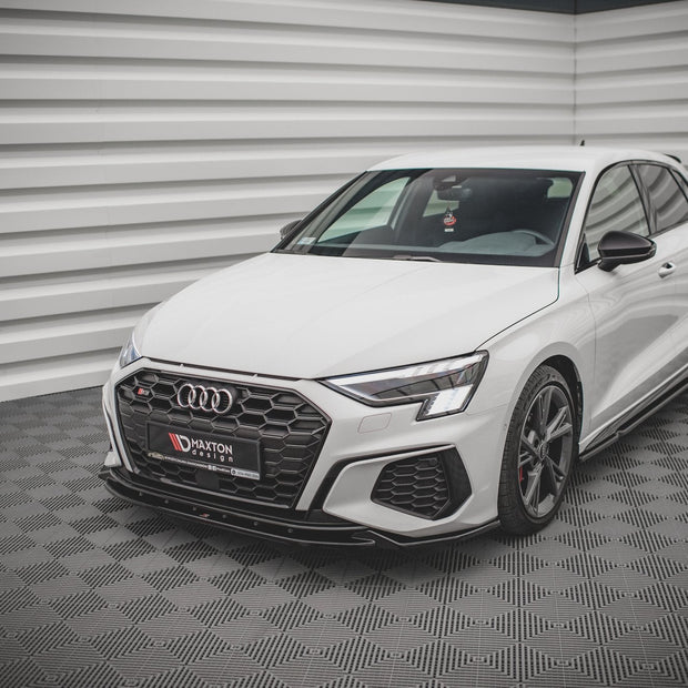 Frontläpp V.2 för Audi S3 / A3 S-Line 8Y