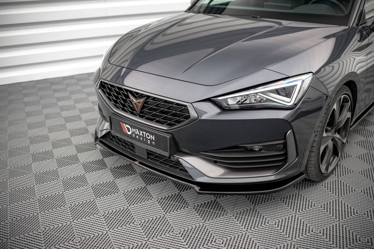 Frontläpp V.2 för Cupra Leon Mk1