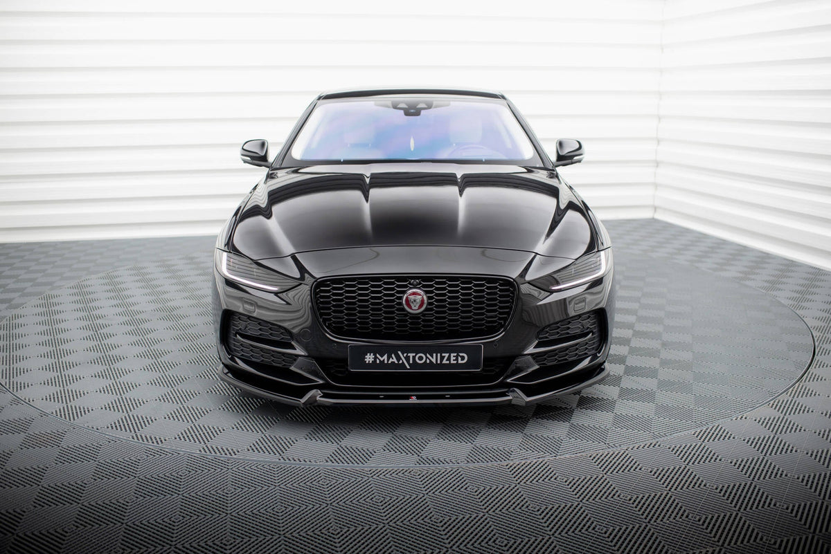 Frontläpp V.2 för Jaguar XE X760 Facelift