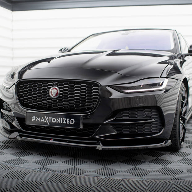 Frontläpp V.2 för Jaguar XE X760 Facelift