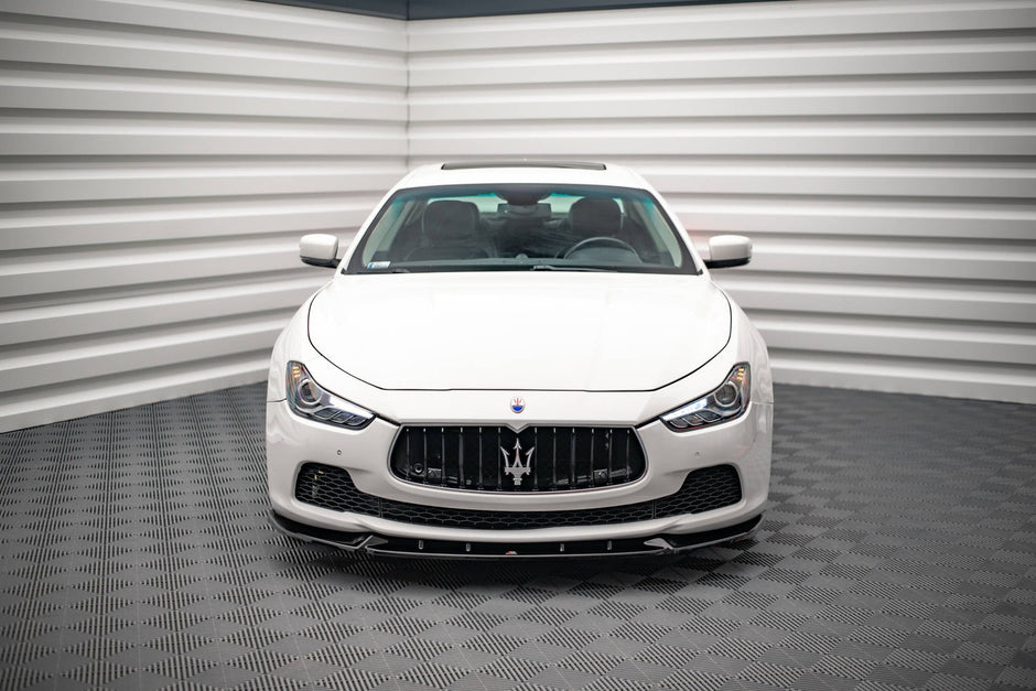Frontläpp V.2 för Maserati Ghibli Mk3