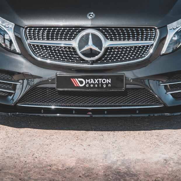 Frontläpp V.2 för Mercedes-Benz V-Class AMG-Line W447