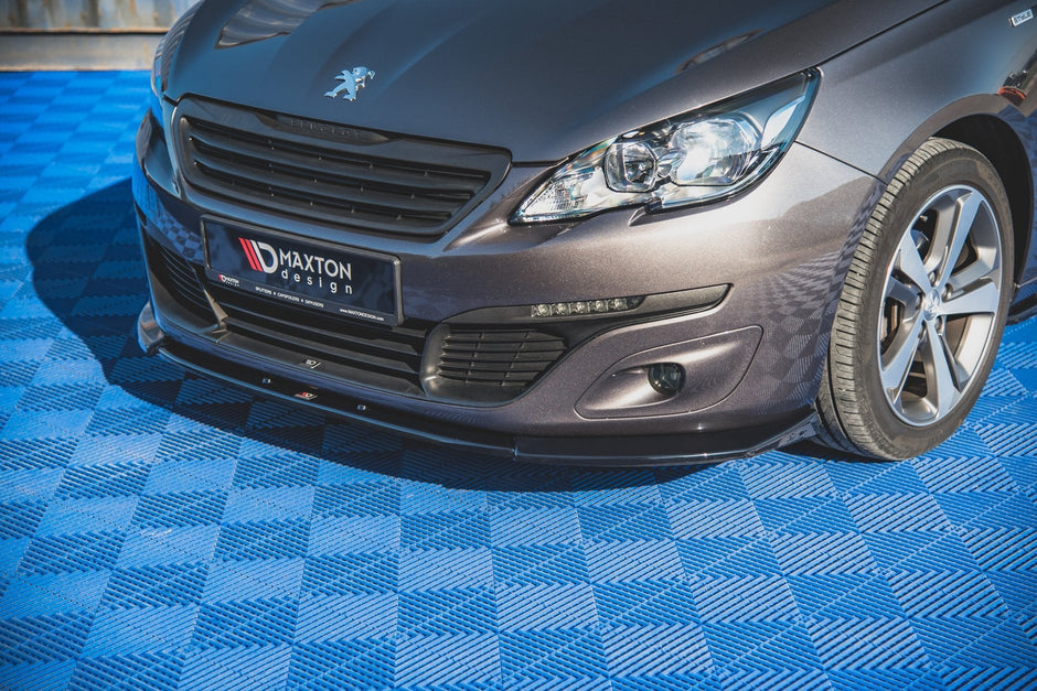 Frontläpp V.2 för Peugeot 308 Mk2