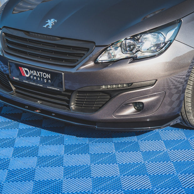 Frontläpp V.2 för Peugeot 308 Mk2