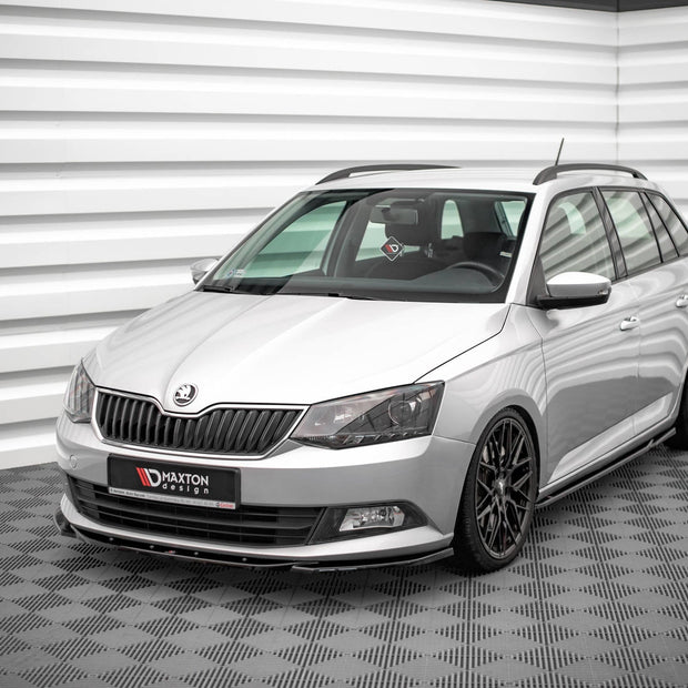 Frontläpp V.2 för Skoda Fabia Mk3