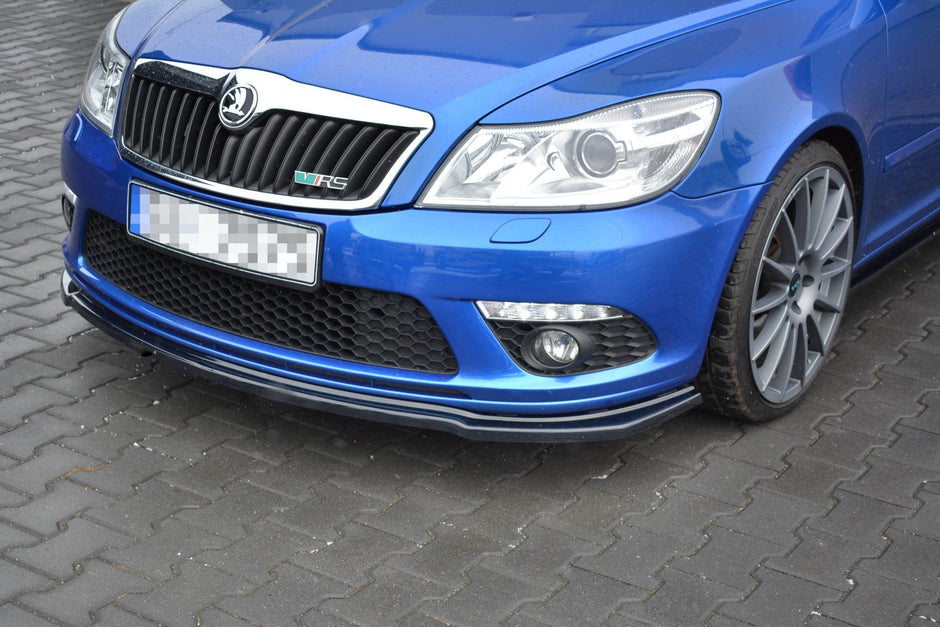 Frontläpp V.2 för Skoda Octavia RS Mk2 Facelift