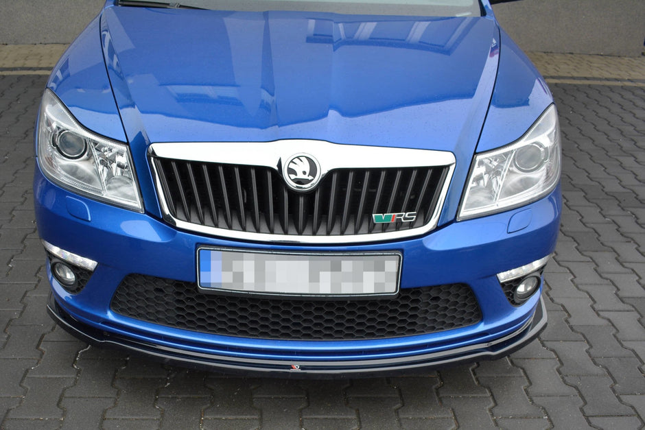 Frontläpp V.2 för Skoda Octavia RS Mk2 Facelift
